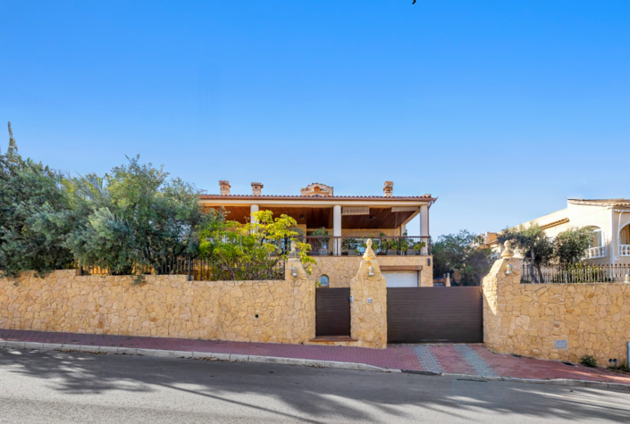 Image No.3-5 Bed Villa for sale