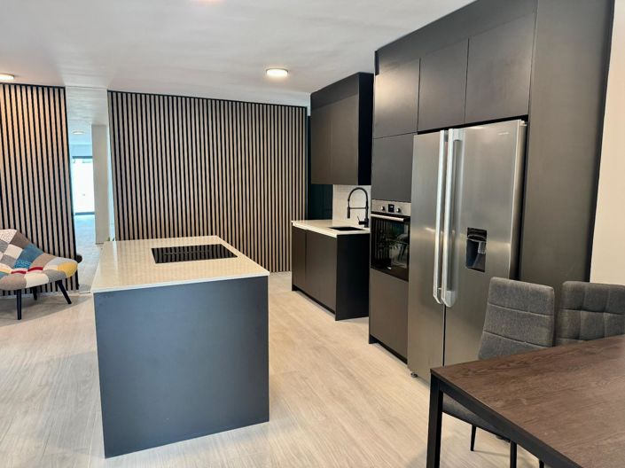 Image No.10-3 Bed Apartment for sale