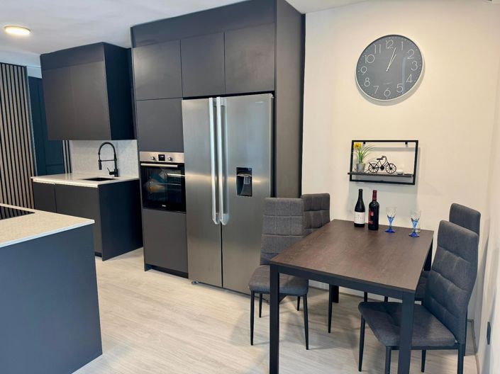 Image No.9-3 Bed Apartment for sale