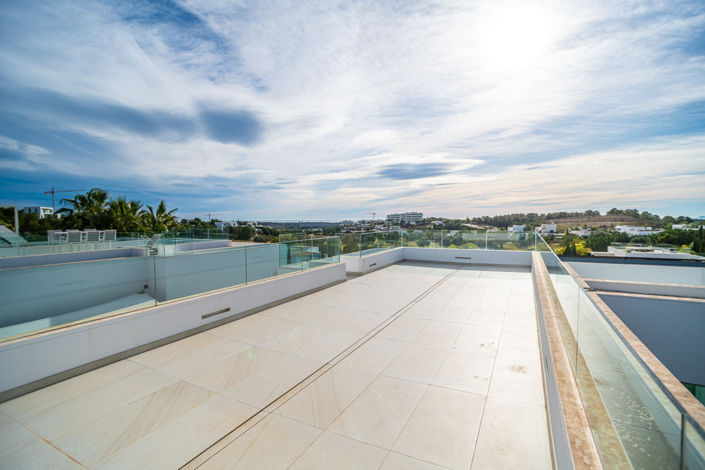 Image No.49-4 Bed Apartment for sale