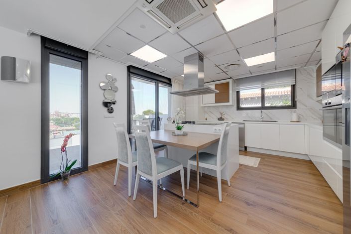 Image No.15-3 Bed Apartment for sale