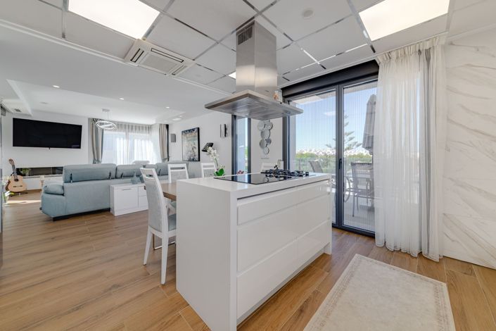 Image No.16-3 Bed Apartment for sale