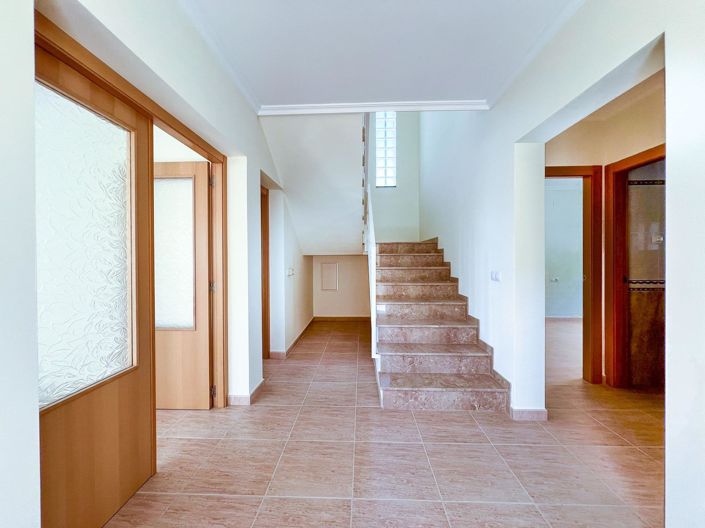 Image No.22-4 Bed Villa for sale