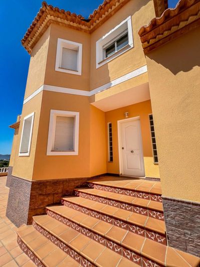 Image No.4-4 Bed Villa for sale