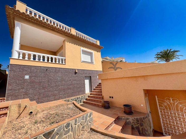 Image No.49-4 Bed Villa for sale