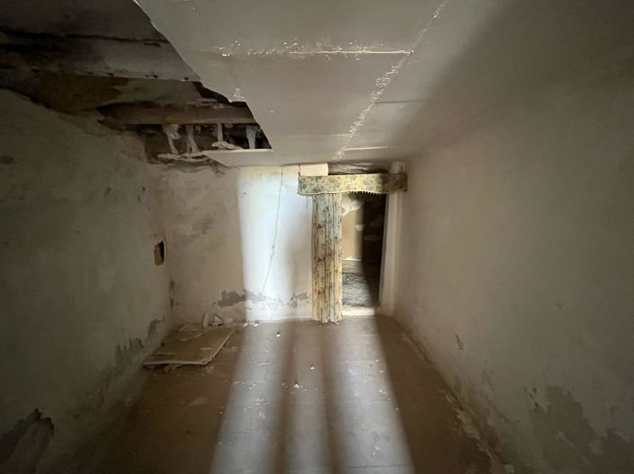 Image No.15-Villa for sale