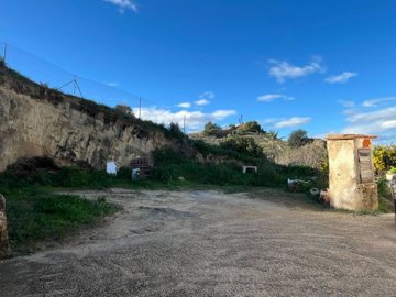 81d0b39f1fc903f7b83f2d9590aecab5