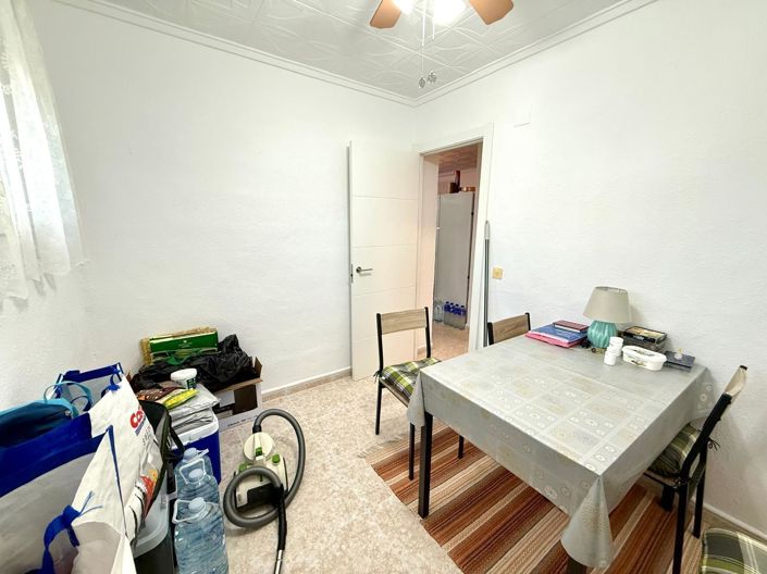 Image No.11-2 Bed Townhouse for sale