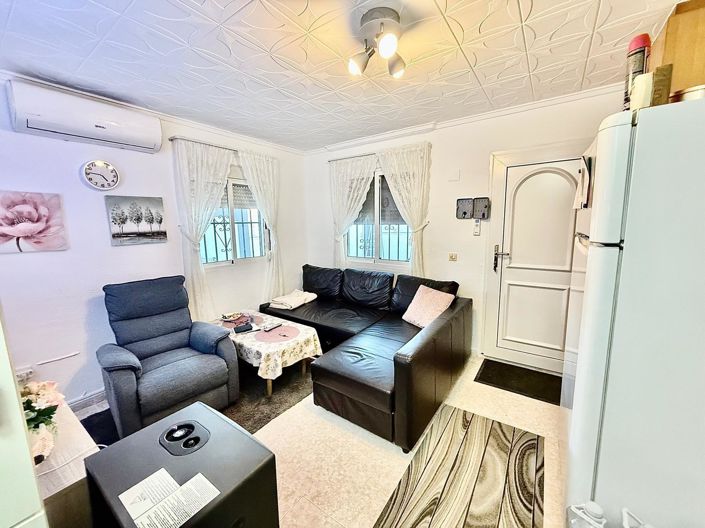 Image No.14-2 Bed Townhouse for sale