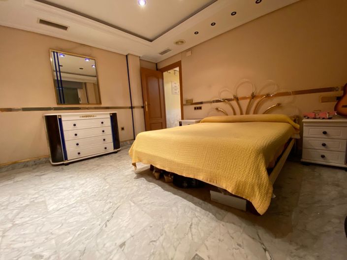 Image No.12-2 Bed Apartment for sale