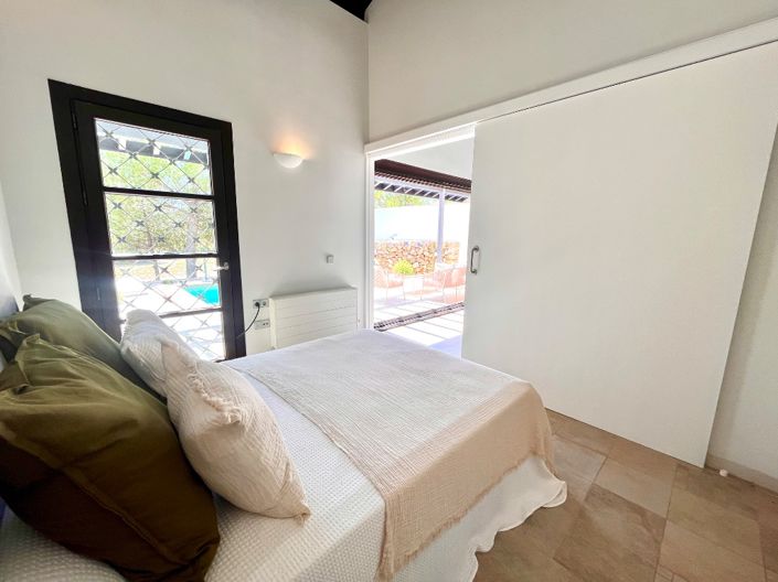 Image No.8-3 Bed Villa for sale