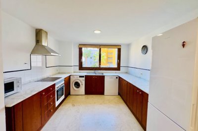 dcf2946e9e1965a151de8fe564688ec4