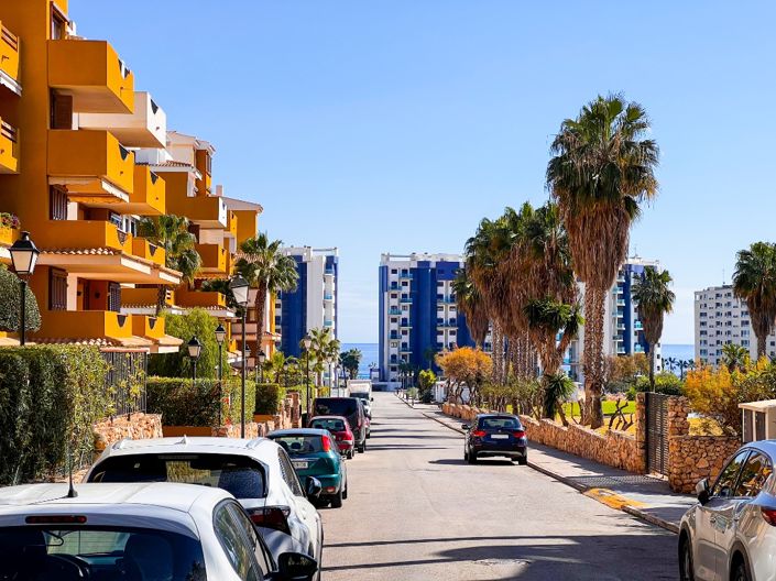 Image No.22-Appartement de 2 chambres à vendre à Punta Prima