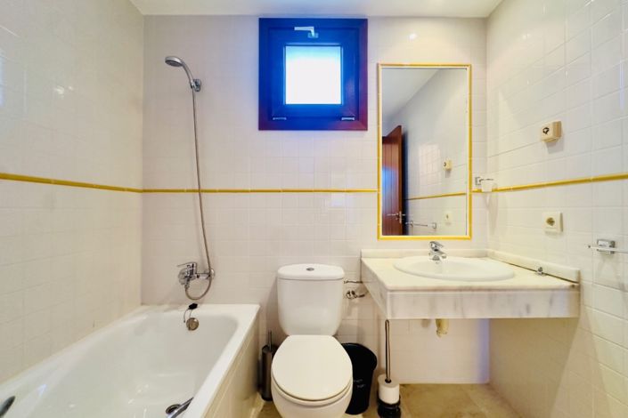 Image No.7-Appartement de 2 chambres à vendre à Punta Prima