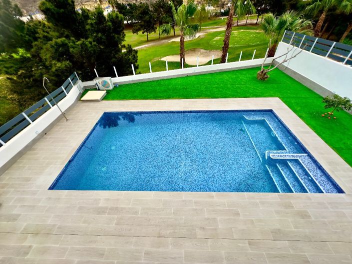 Image No.10-4 Bed Villa for sale