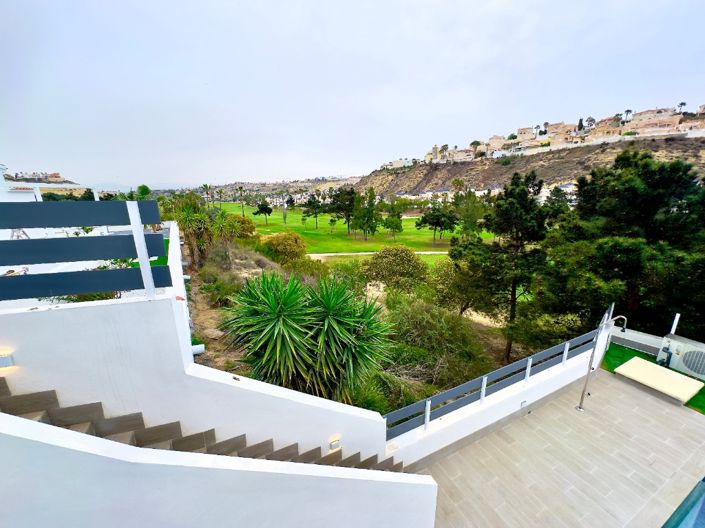 Image No.9-4 Bed Villa for sale