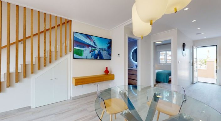 Image No.12-3 Bed Townhouse for sale