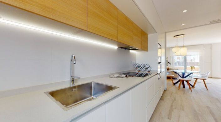 Image No.15-3 Bed Townhouse for sale