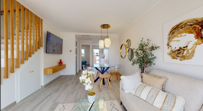 Image No.4-3 Bed Townhouse for sale