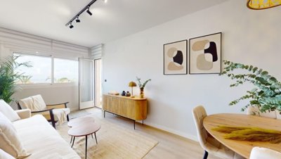 8243cba40398731023a1692c25dbcaf9