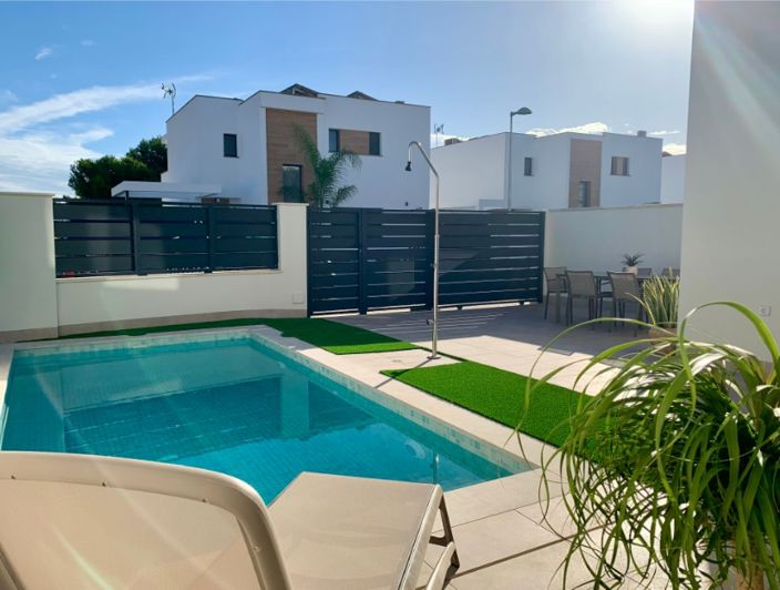 Image No.5-3 Bed Villa for sale