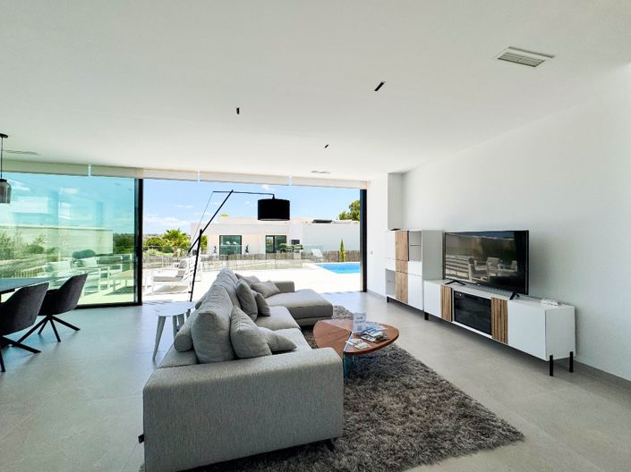 Image No.13-3 Bed Villa for sale