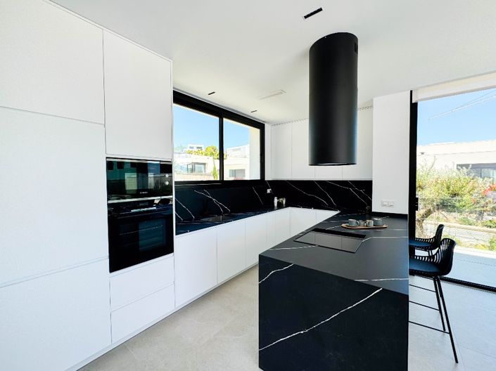 Image No.15-3 Bed Villa for sale