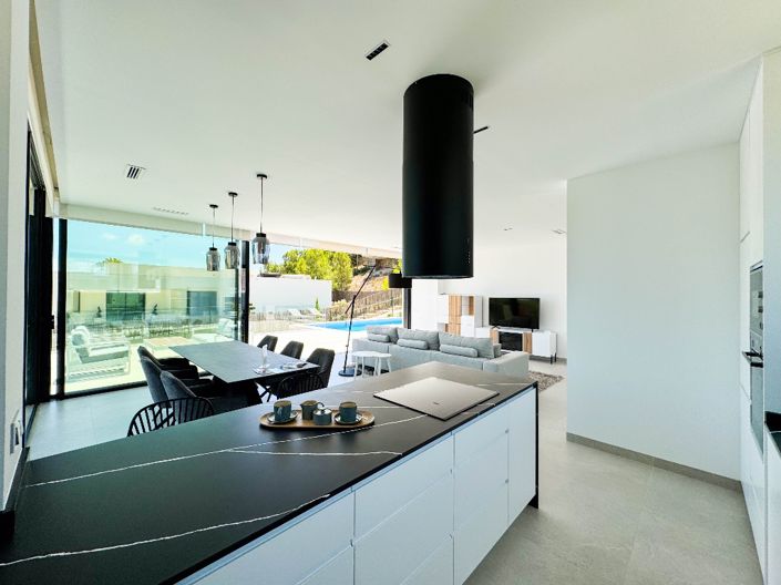 Image No.16-3 Bed Villa for sale