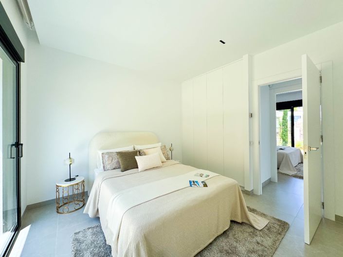 Image No.28-3 Bed Villa for sale