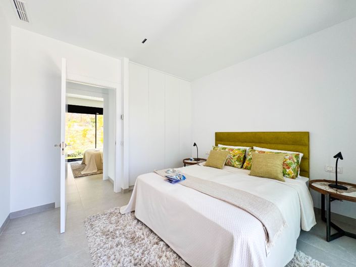 Image No.3-3 Bed Villa for sale