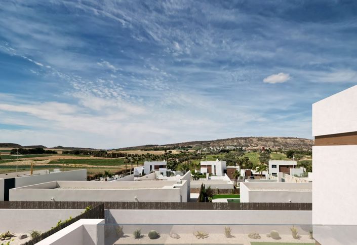 Image No.5-3 Bed Villa for sale