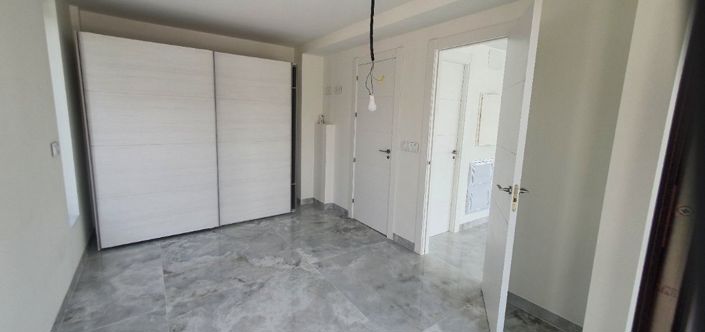 Image No.8-3 Bed Villa for sale