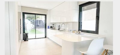 0354d12d83eff82989fcee5dd0b141db