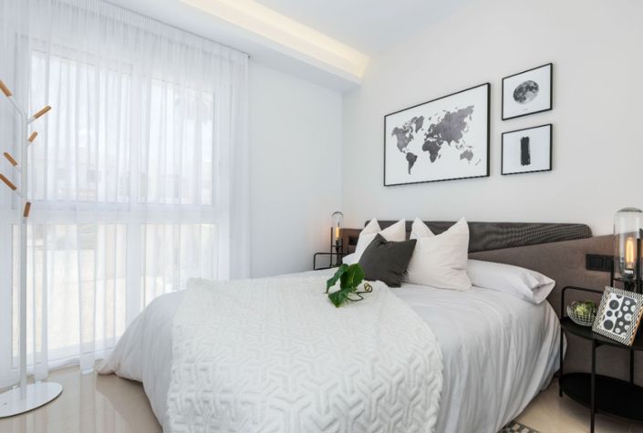 Image No.10-3 Bed Townhouse for sale