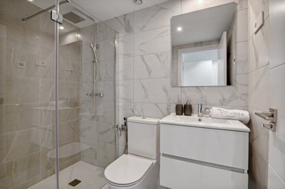 2ad34f06a12bf450a7a208470320c747