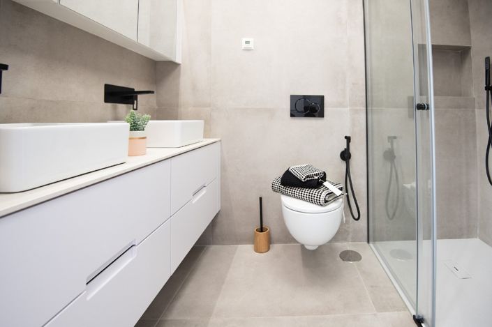 Image No.17-3 Bed Townhouse for sale