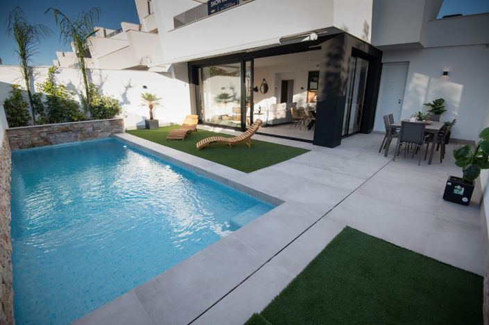 Image No.7-3 Bed Townhouse for sale