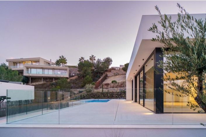 Image No.27-3 Bed Villa for sale