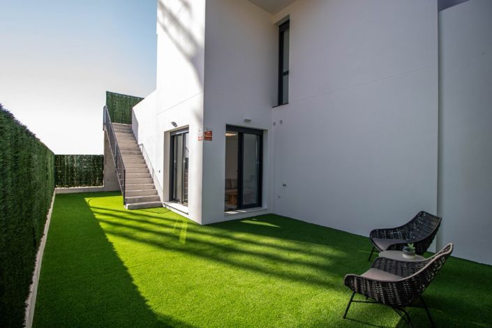 Image No.5-3 Bed Villa for sale