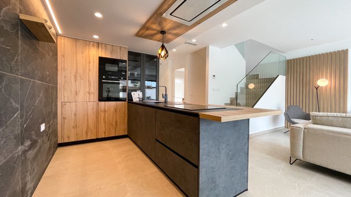 Image No.6-3 Bed Villa for sale