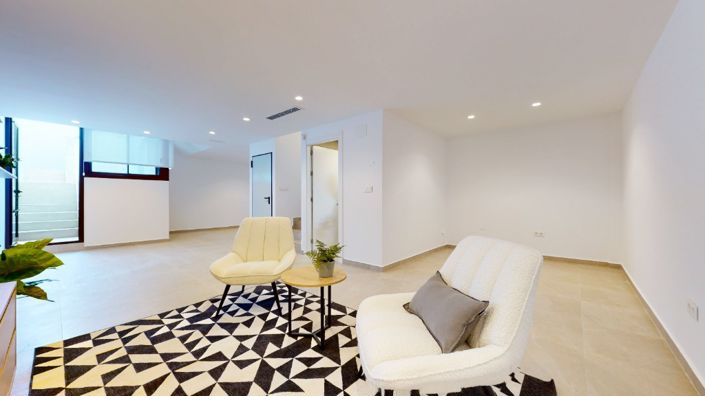 Image No.3-3 Bed Villa for sale