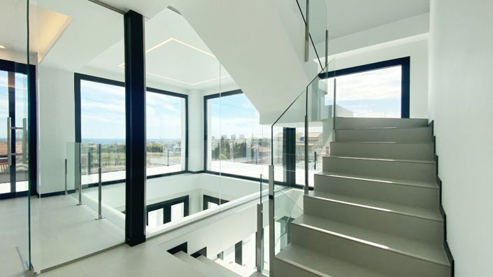 Image No.19-4 Bed Villa for sale