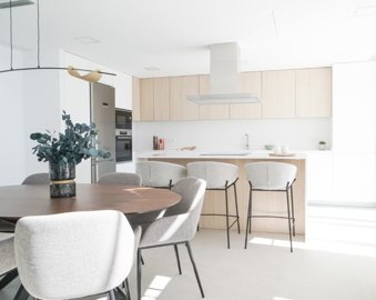 02616a790fab0dec6804712e6cf83dab