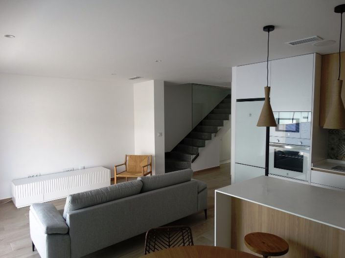 Image No.5-3 Bed Townhouse for sale