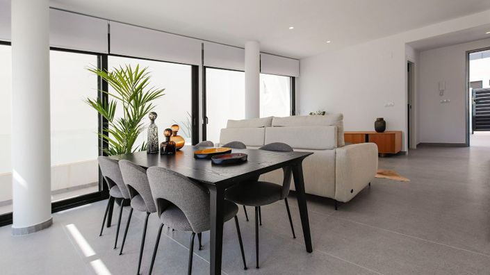 Image No.8-4 Bed Villa for sale