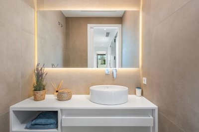 f835ed70779239a72aa4e4f9264ba311