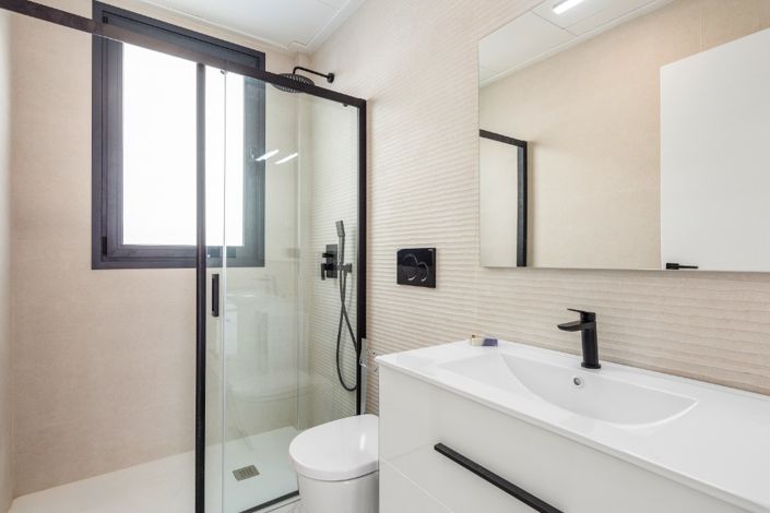 Image No.10-3 Bed Villa for sale