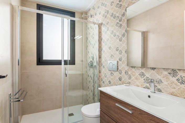 Image No.18-3 Bed Villa for sale