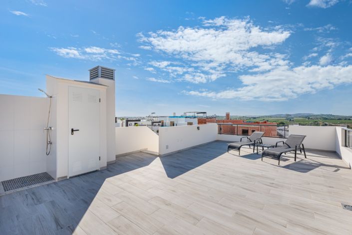 Image No.5-3 Bed Villa for sale