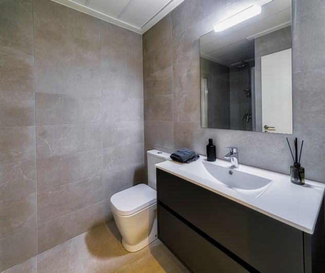 Image No.9-3 Bed Townhouse for sale